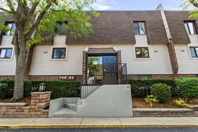 435 Elm Street #4G, Deerfield, IL 60015 - Photo 1