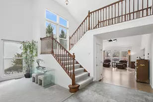 62 S Fiore Pkwy, Vernon Hills, IL 60061 - Photo 5