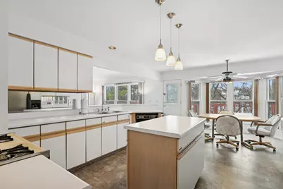 62 S Fiore Parkway, Vernon Hills, IL 60061 - Photo 15