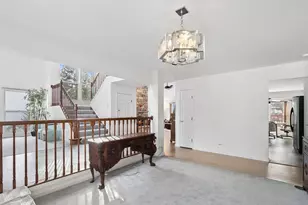 62 S Fiore Pkwy, Vernon Hills, IL 60061 - Photo 9