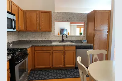 2043 Peach Tree Lane, Algonquin, IL 60102 - Photo 7