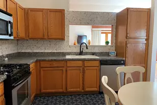 2043 Peach Tree Ln, Algonquin, IL 60102 - Photo 7