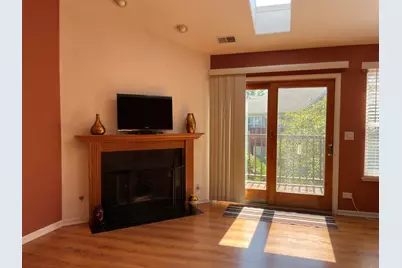 2043 Peach Tree Lane, Algonquin, IL 60102 - Photo 3