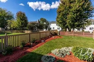 252 Carters Grove Ct, Grayslake, IL 60030 - Photo 45