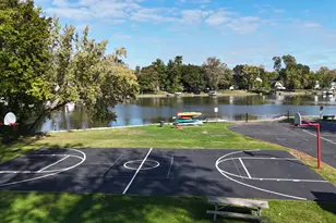 208 S River Rd, Fox River Grove, IL 60021 - Photo 37