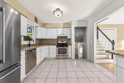 208 S River Road, Fox River Grove, IL 60021 - Photo 7