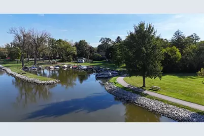 208 S River Road, Fox River Grove, IL 60021 - Photo 39