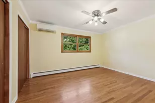 208 S River Rd, Fox River Grove, IL 60021 - Photo 9