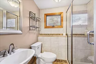 208 S River Rd, Fox River Grove, IL 60021 - Photo 13