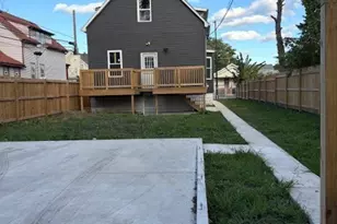 10414 S Wentworth Ave, Chicago, IL 60628 - Photo 3