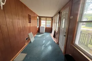 913 S 15th Ave, Freeport, IL 61032 - Photo 5