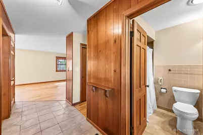 977 Lindenwood Drive, Aurora, IL 60506 - Photo 19