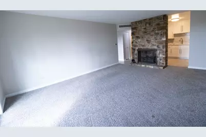 650 Murray Lane #314, Des Plaines, IL 60016 - Photo 3