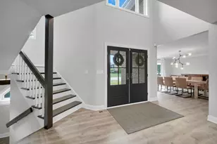 3901 White Eagle Dr, Naperville, IL 60564 - Photo 11