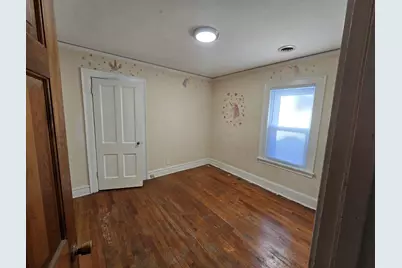 616 W Keith Avenue, Waukegan, IL 60085 - Photo 9