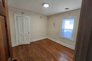 616 W Keith Ave, Waukegan, IL 60085 - Photo 9