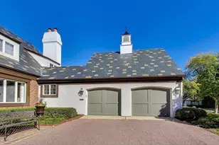 105 Burr Ridge Club Dr, Burr Ridge, IL 60527 - Photo 3