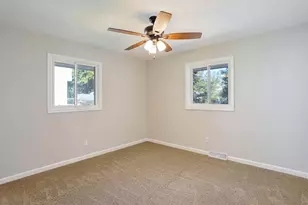 1716 Georgetown Dr, Champaign, IL 61821 - Photo 21