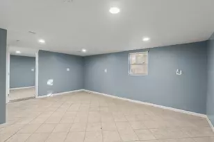 1019 Magnolia Ave, Joliet, IL 60432 - Photo 13