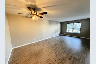 924 Clover Lane #1, Pingree Grove, IL 60140 - Photo 3