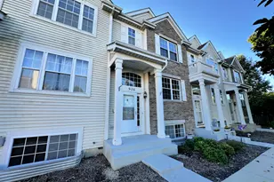 924 Clover Ln, Pingree Grove, IL 60140 - Photo 1