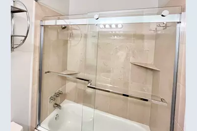 100 E Walton Place #14A, Chicago, IL 60611 - Photo 11