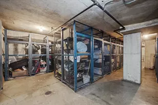 2000 St Regis Dr, Lombard, IL 60148 - Photo 17