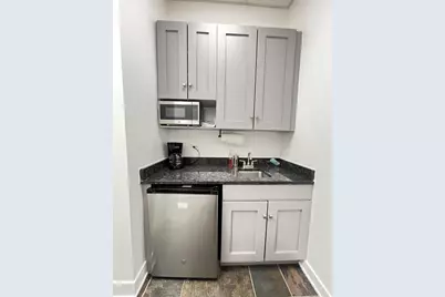 1443 W Belmont Avenue, Chicago, IL 60657 - Photo 23