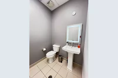 1443 W Belmont Avenue, Chicago, IL 60657 - Photo 25