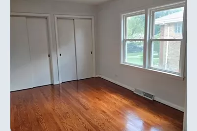 11834 S Campbell Avenue, Chicago, IL 60655 - Photo 9