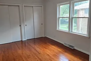 11834 S Campbell Ave, Chicago, IL 60655 - Photo 9