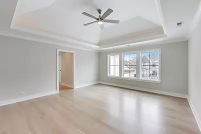 160 E Cayuga Avenue, Elmhurst, IL 60126 - Photo 13