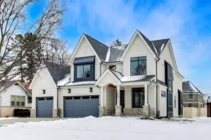 160 E Cayuga Ave, Elmhurst, IL 60126 - Photo 1