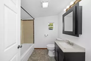 402 N 2nd St, Earlville, IL 60518 - Photo 15