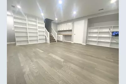 4956 S Campbell Avenue, Chicago, IL 60632 - Photo 3