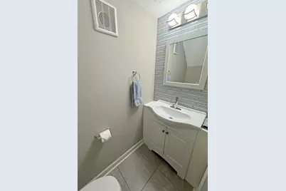 2110 Country Club Drive, Woodridge, IL 60517 - Photo 17