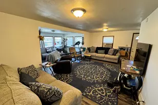 4310 Wilshire Ave, Rockford, IL 61101 - Photo 11