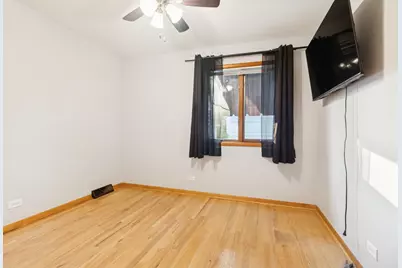 434 N Manchester Drive, Chicago Heights, IL 60411 - Photo 9