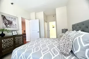 1 E 8th St, Chicago, IL 60605 - Photo 15