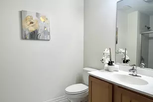 1 E 8th St, Chicago, IL 60605 - Photo 9