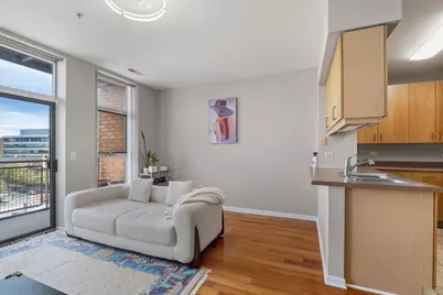 1572 Maple Avenue #501, Evanston, IL 60201 - Photo 3