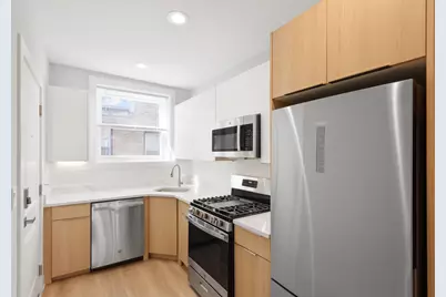 7383 N Damen Avenue #3W, Chicago, IL 60645 - Photo 3