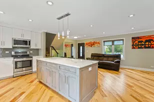 307 Albright Ct, Vernon Hills, IL 60061 - Photo 9