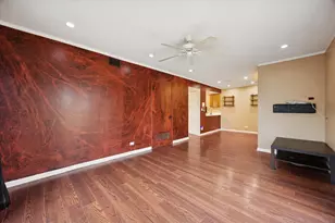 1860 Huntington Blvd, Hoffman Estates, IL 60169 - Photo 5