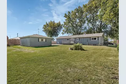 304 S East Street, Gardner, IL 60424 - Photo 27