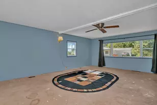 304 S East St, Gardner, IL 60424 - Photo 13