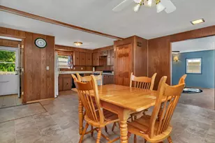 304 S East St, Gardner, IL 60424 - Photo 7