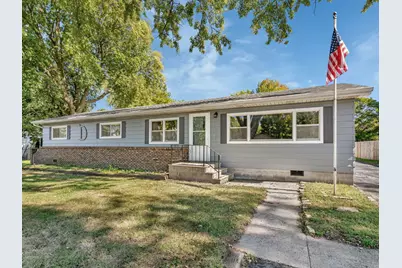 304 S East Street, Gardner, IL 60424 - Photo 1