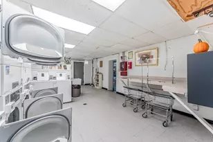 4240 N Clarendon Ave, Chicago, IL 60613 - Photo 17