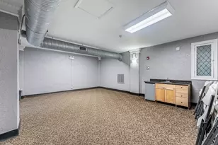 4240 N Clarendon Ave, Chicago, IL 60613 - Photo 19